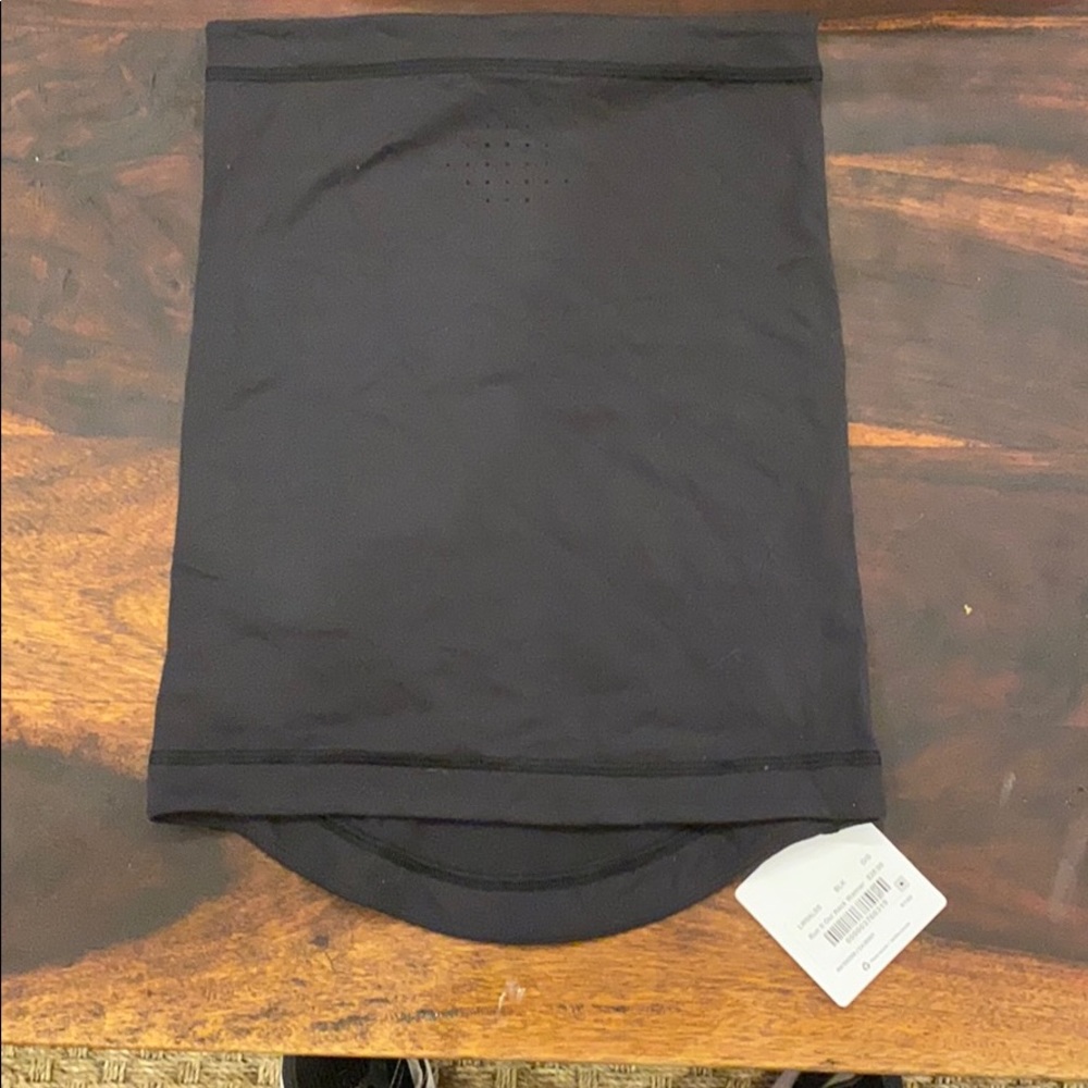 LuLu Lemon Neck Warmer